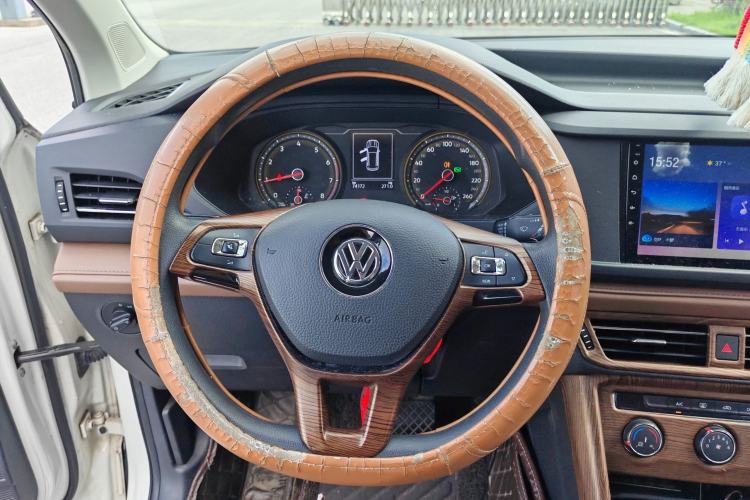 Used Volkswagen Tharu 2019 280TSI Two-Wheel Drive Trend Edition China VI Standard Steering Wheel