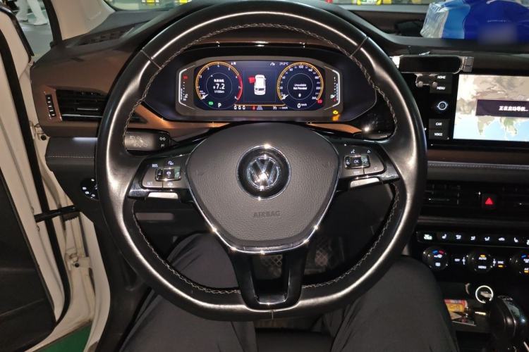 Used Volkswagen Tharu 2019 280TSI Two-Wheel Drive Flagship Edition China V Standard Steering Wheel