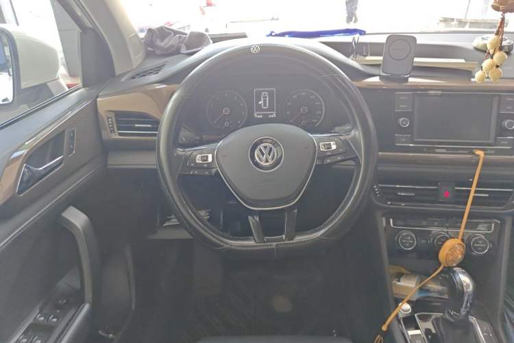 Used Volkswagen Tharu 2019 280TSI Two-Wheel Drive Comfort Edition China VI Standard Steering Wheel