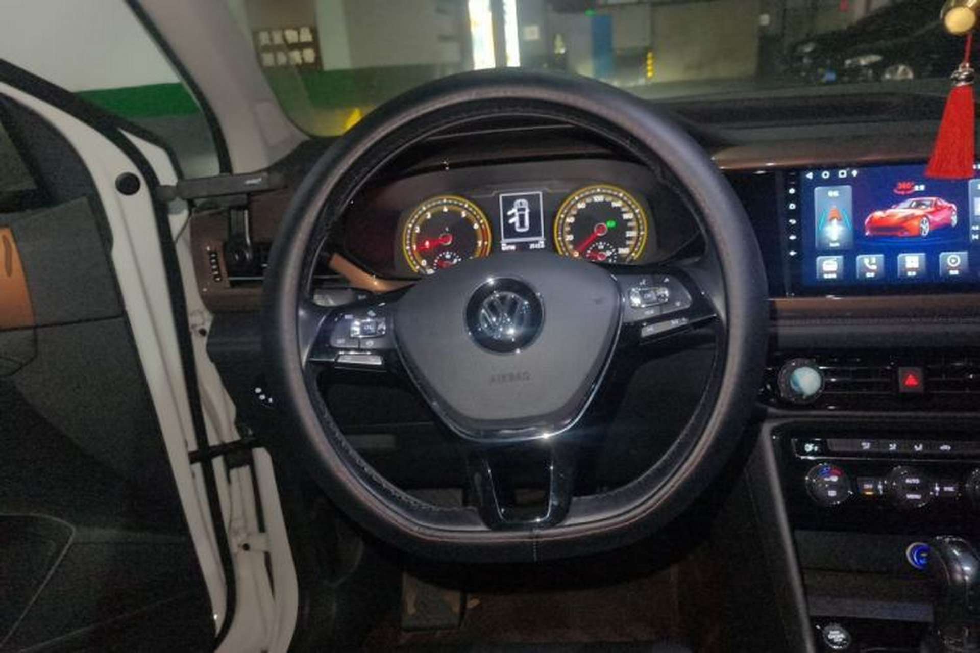 Used Volkswagen Tharu 2019 280TSI Two-Wheel Drive Comfort Edition China V Standard Steering Wheel