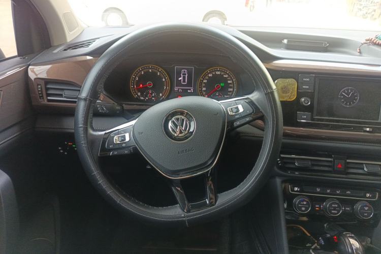 Used Volkswagen Tharu 2019 280TSI Two-Wheel Drive Comfort Edition China VI Standard Steering Wheel