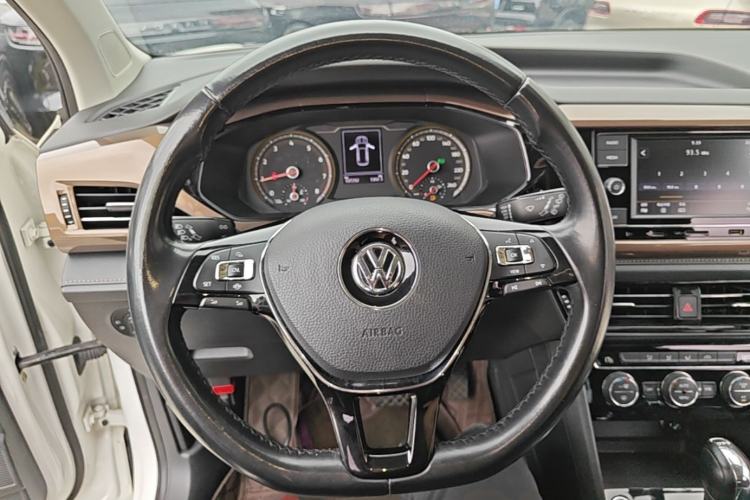Used Volkswagen Tharu 2019 280TSI Two-Wheel Drive Comfort Edition China VI Standard Steering Wheel