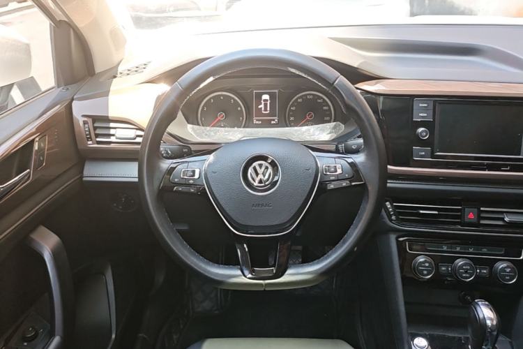 Used Volkswagen Tharu 2019 280TSI Two-Wheel Drive Comfort Edition China VI Standard Steering Wheel