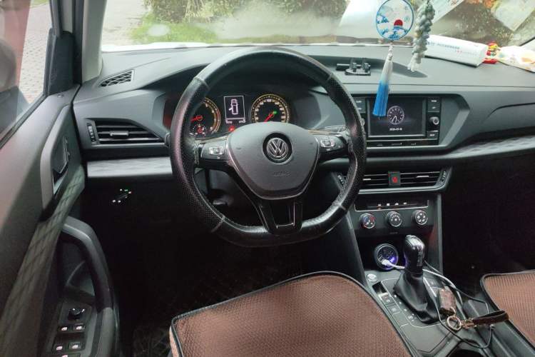 Used Volkswagen Tharu 2019 280TSI Two-Wheel Drive Trend Edition China VI Standard Steering Wheel
