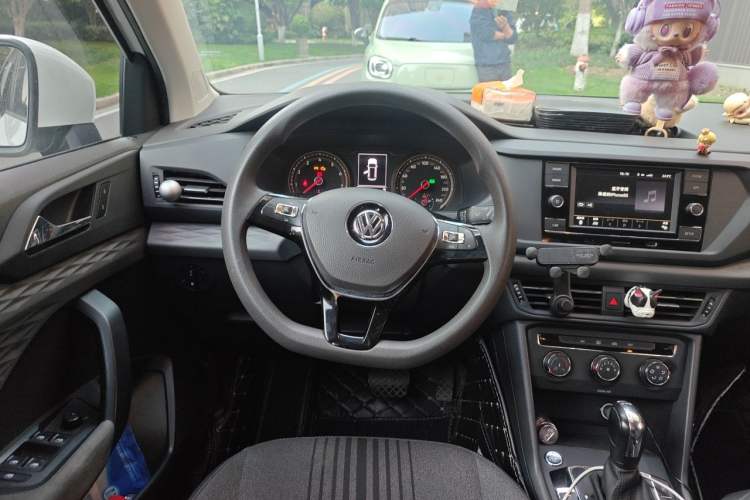 Used Volkswagen Tharu 2019 280TSI Two-Wheel Drive Trend Edition China VI Standard Steering Wheel