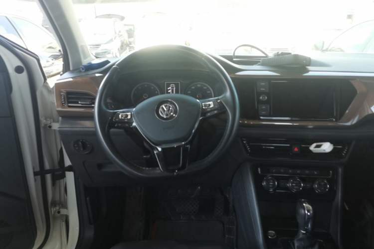 Used Volkswagen Tharu 2019 330TSI Four-Wheel Drive Luxury Edition China VI Standard Steering Wheel