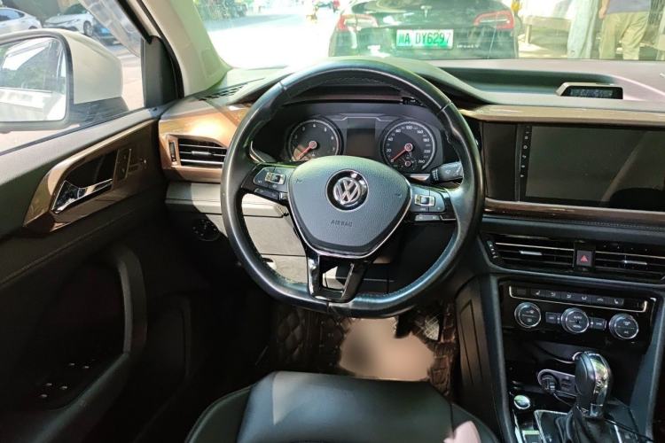 Used Volkswagen Tharu 2019 280TSI Two-Wheel Drive Comfort Edition China VI Standard Steering Wheel