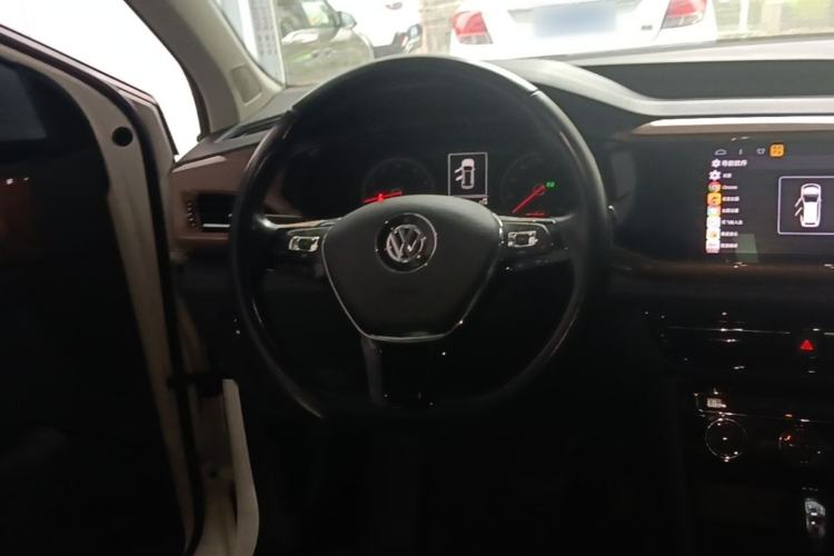 Used Volkswagen Tharu 2019 280TSI Two-Wheel Drive Comfort Edition China VI Standard Steering Wheel