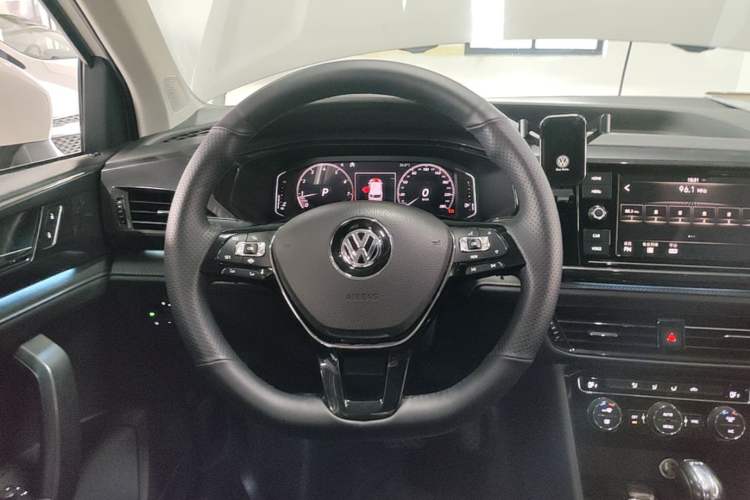 Used Volkswagen Tharu 2019 280TSI Two-Wheel Drive Comfort Edition China VI Standard Steering Wheel