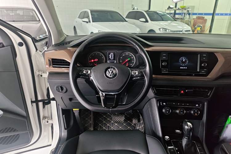 Used Volkswagen Tharu 2019 280TSI Two-Wheel Drive Comfort Edition China VI Standard Steering Wheel
