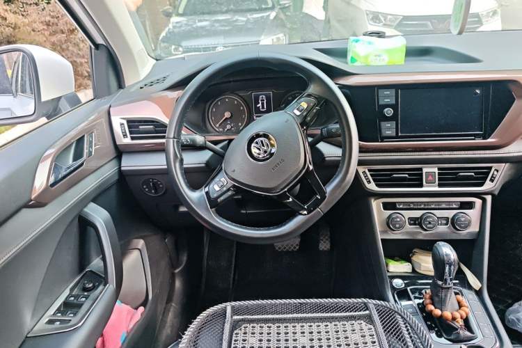 Used Volkswagen Tharu 2019 280TSI Two-Wheel Drive Luxury Edition China V Standard Steering Wheel