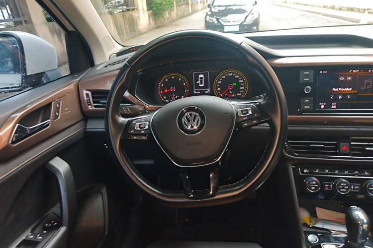 Used Volkswagen Tharu 2019 280TSI Two-Wheel Drive Luxury Edition China V Standard Steering Wheel