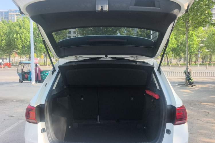 Used Volkswagen Tharu 2019 280TSI Two-Wheel Drive Luxury Edition China V Standard Trunk