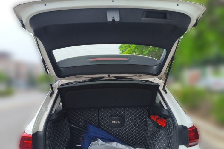 Used Volkswagen Tharu 2019 280TSI Two-Wheel Drive Luxury Edition China V Standard Trunk
