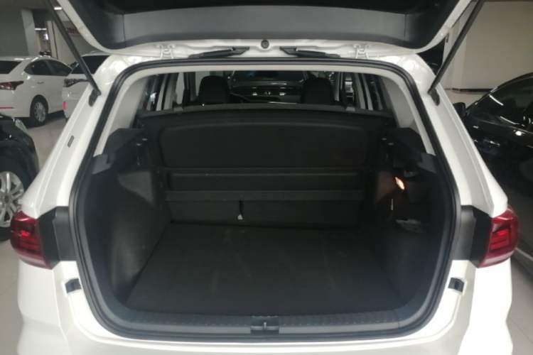 Used Volkswagen Tharu 2019 330TSI Four-Wheel Drive Luxury Edition China VI Standard Trunk