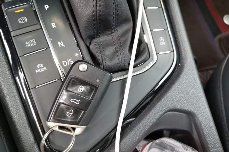 Used Volkswagen Tharu 2019 280TSI Two-Wheel Drive Luxury Version China VI Standard Vehicle Key