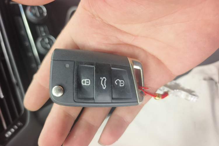 Used Volkswagen Tharu 2019 280TSI Two-Wheel Drive Comfort Edition China VI Standard Vehicle Key