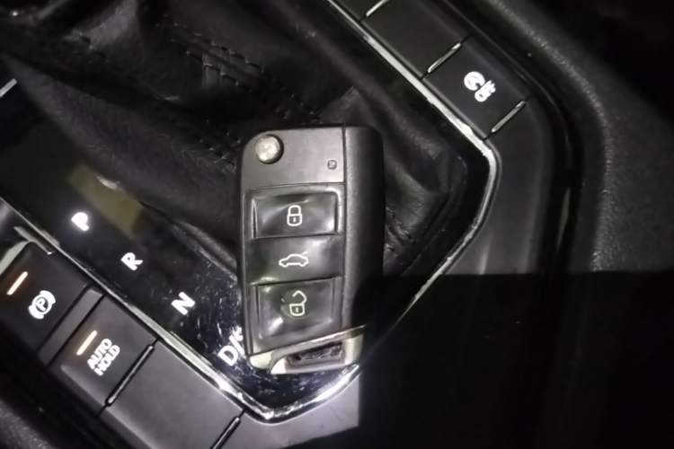 Used Volkswagen Tharu 2019 280TSI Two-Wheel Drive Comfort Edition China VI Standard Vehicle Key