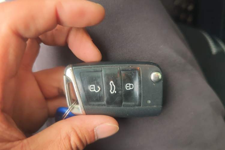 Used Volkswagen Tharu 2019 280TSI Two-Wheel Drive Trend Edition China VI Standard Vehicle Key