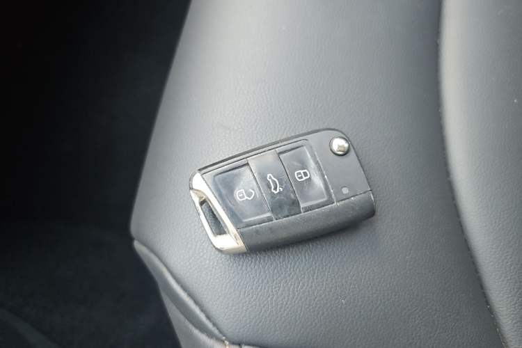 Used Volkswagen Tharu 2019 280TSI Two-Wheel Drive Comfort Edition China VI Standard Vehicle Key