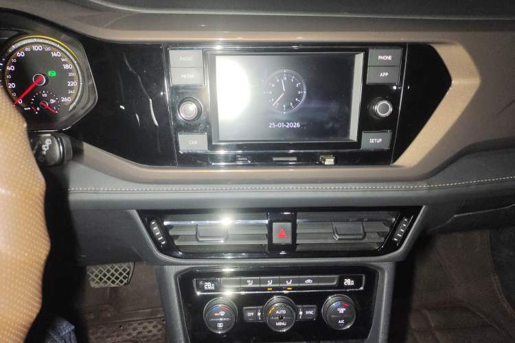 Used Volkswagen Tharu 2019 280TSI Two-Wheel Drive Comfort Edition China V Standard Audio And AC Panel
