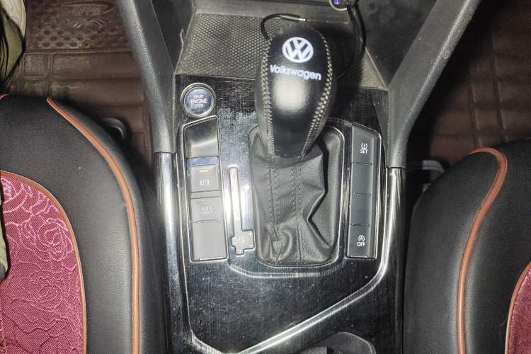 Used Volkswagen Tharu 2019 280TSI Two-Wheel Drive Comfort Edition China V Standard Gear Lever