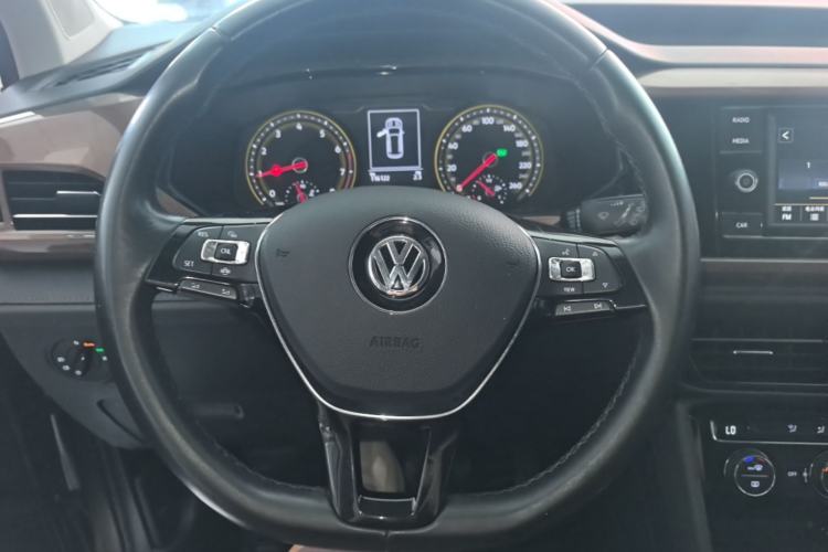 Used Volkswagen Tharu 2019 280TSI Two-Wheel Drive Comfort Edition China VI Standard Steering Wheel