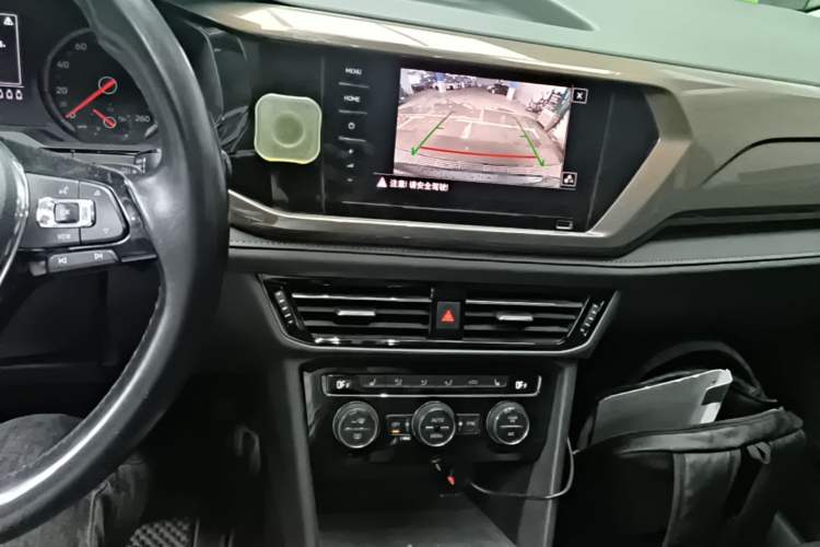 Used Volkswagen Tharu 2020 Restyled 330TSI Four-Wheel Drive Luxury Edition China VI Standard Audio And AC Panel