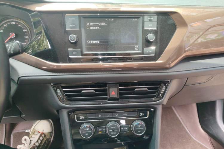 Used Volkswagen Tharu 2020 280TSI Two-Wheel Drive Comfort Edition China VI Standard Audio And AC Panel