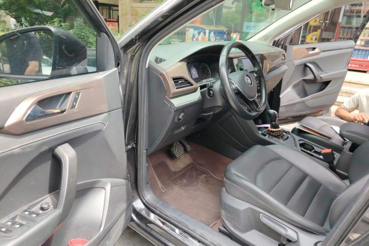 Used Volkswagen Tharu 2020 280TSI Two-Wheel Drive Comfort Edition China VI Standard Driver Seat