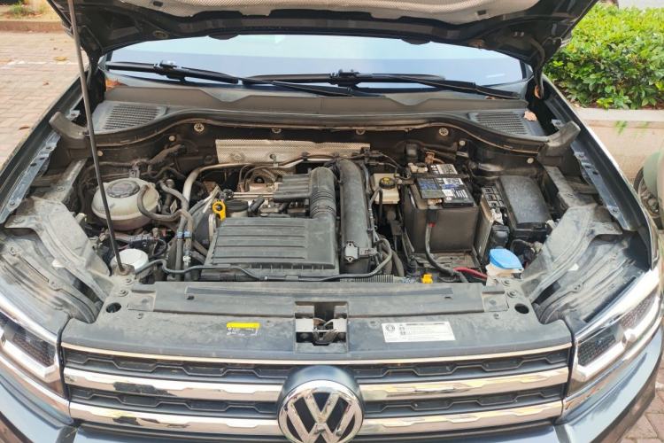 Used Volkswagen Tharu 2020 280TSI Two-Wheel Drive Luxury Plus Version China VI Standard Engine Bay