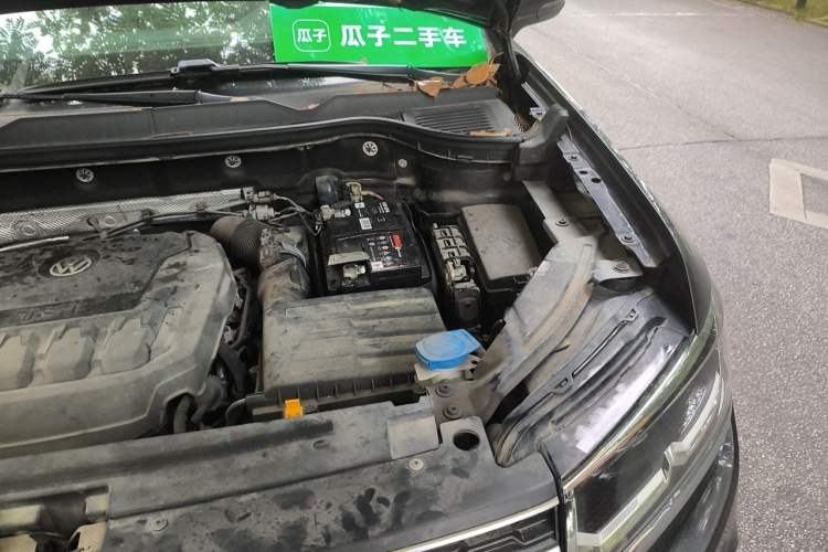 Used Volkswagen Tharu 2020 330TSI All-Wheel-Drive Luxury Edition China VI Standard Engine Bay Left