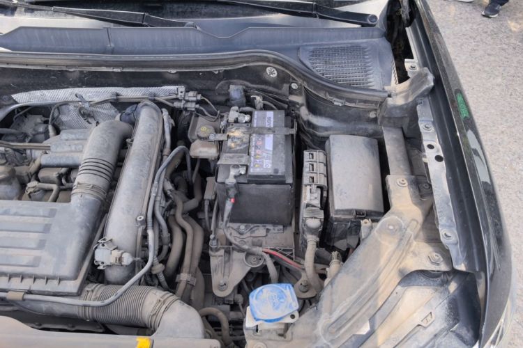 Used Volkswagen Tharu 2020 280TSI Two-Wheel Drive Luxury Edition China VI Standard Engine Bay Left