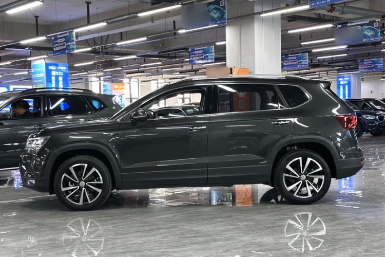 Used Volkswagen Tharu 2020 280TSI Two-Wheel Drive Luxury Plus Version China VI Standard Exterior 2