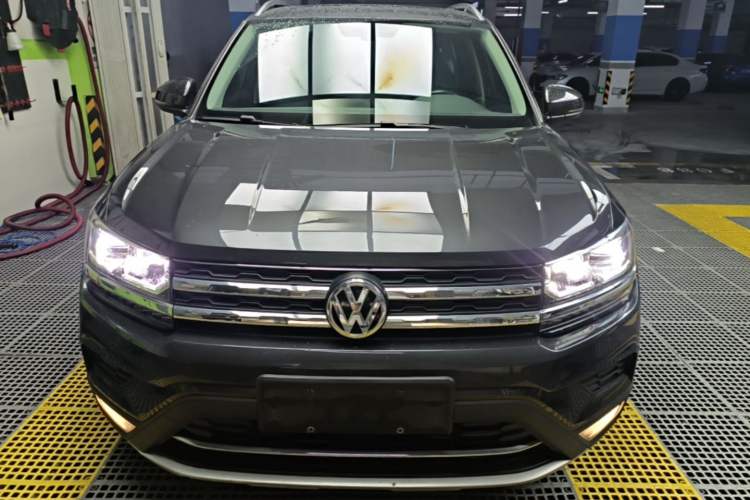Used Volkswagen Tharu 2020 Restyled 330TSI Four-Wheel Drive Luxury Edition China VI Standard Front