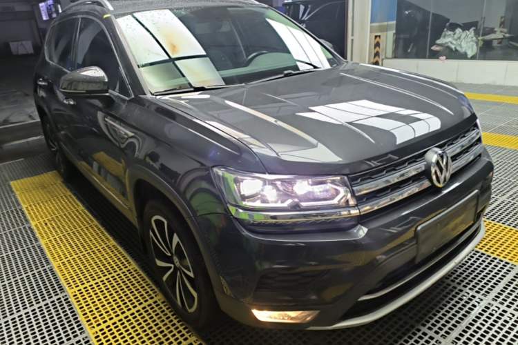 Used Volkswagen Tharu 2020 Restyled 330TSI Four-Wheel Drive Luxury Edition China VI Standard Front Right 45 Deg