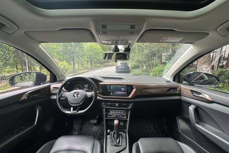Used Volkswagen Tharu 2020 280TSI Two-Wheel Drive Comfort Edition China VI Standard Interior 1
