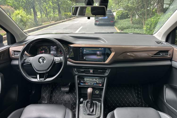Used Volkswagen Tharu 2020 280TSI Two-Wheel Drive Comfort Edition China VI Standard Interior 2