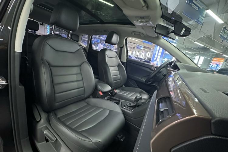 Used Volkswagen Tharu 2020 280TSI Two-Wheel Drive Luxury Plus Version China VI Standard Interior 7