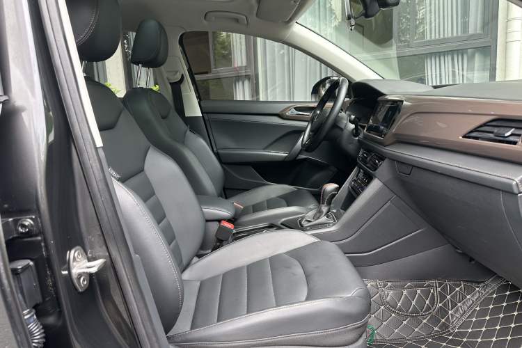 Used Volkswagen Tharu 2020 280TSI Two-Wheel Drive Comfort Edition China VI Standard Interior 9