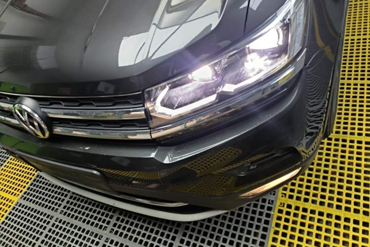 Used Volkswagen Tharu 2020 Restyled 330TSI Four-Wheel Drive Luxury Edition China VI Standard Left Front Headlight