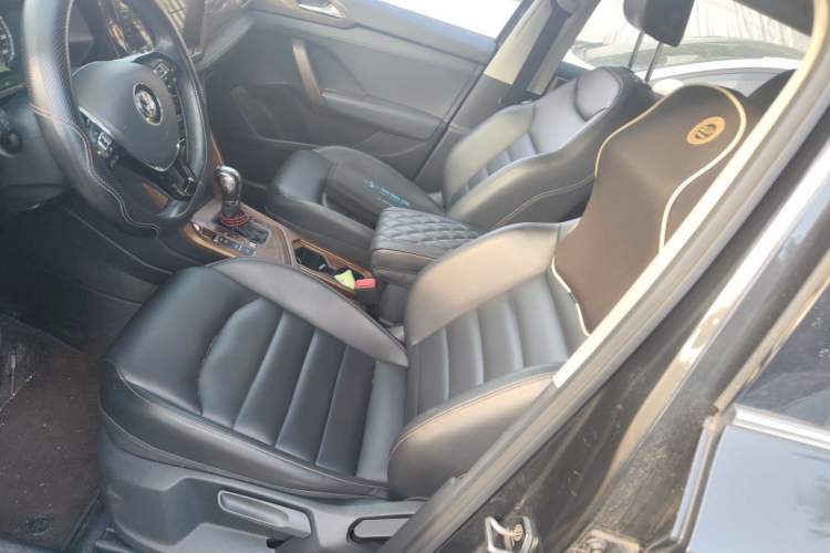 Used Volkswagen Tharu 2020 280TSI Two-Wheel Drive Luxury Edition China VI Standard Left Front Seat
