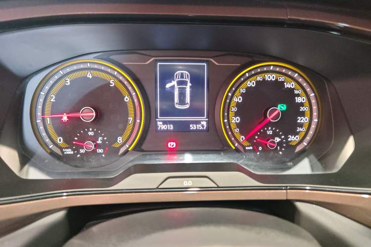 Used Volkswagen Tharu 2020 280TSI Two-Wheel Drive Comfort Edition China VI Standard Odometer Close Up