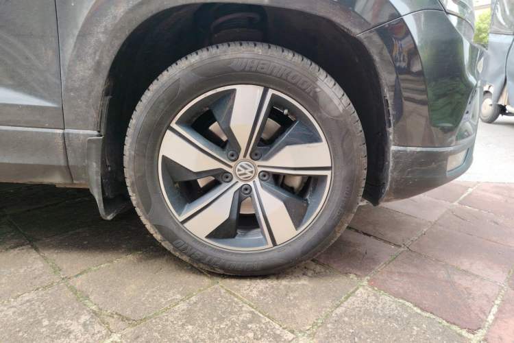 Used Volkswagen Tharu 2020 280TSI Two-Wheel Drive Comfort Edition China VI Standard Right Front Wheel Hub