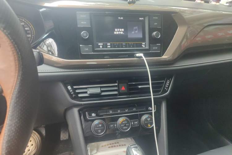 Used Volkswagen Tharu 2020 280TSI Two-Wheel Drive Comfort Edition China VI Standard Audio And AC Panel