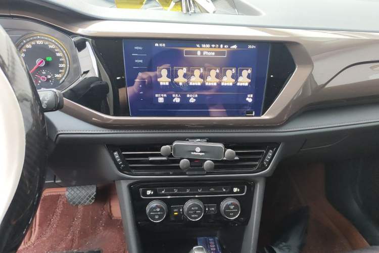 Used Volkswagen Tharu 2020 280TSI Two-Wheel Drive Luxury Edition China VI Standard Audio And AC Panel