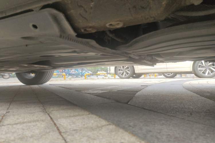 Used Volkswagen Tharu 2020 280TSI Two-Wheel-Drive Flagship Version China VI Chassis Rear Left