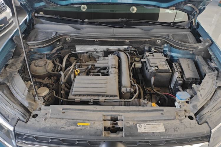 Used Volkswagen Tharu 2020 280TSI Two-Wheel Drive Trend Edition China VI Standard Engine Bay