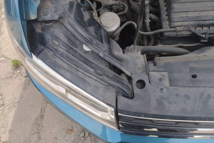 Used Volkswagen Tharu 2020 280TSI Two-Wheel Drive Luxury Edition China VI Standard Engine Bay Right