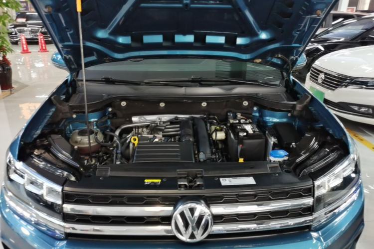 Used Volkswagen Tharu 2020 280TSI Two-Wheel Drive Trend Edition China VI Standard Engine Bay